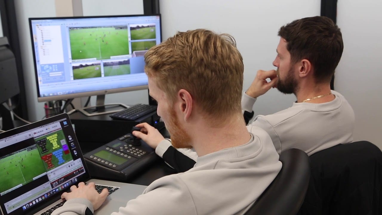 How to Become a Sports Analyst: A Comprehensive Guide