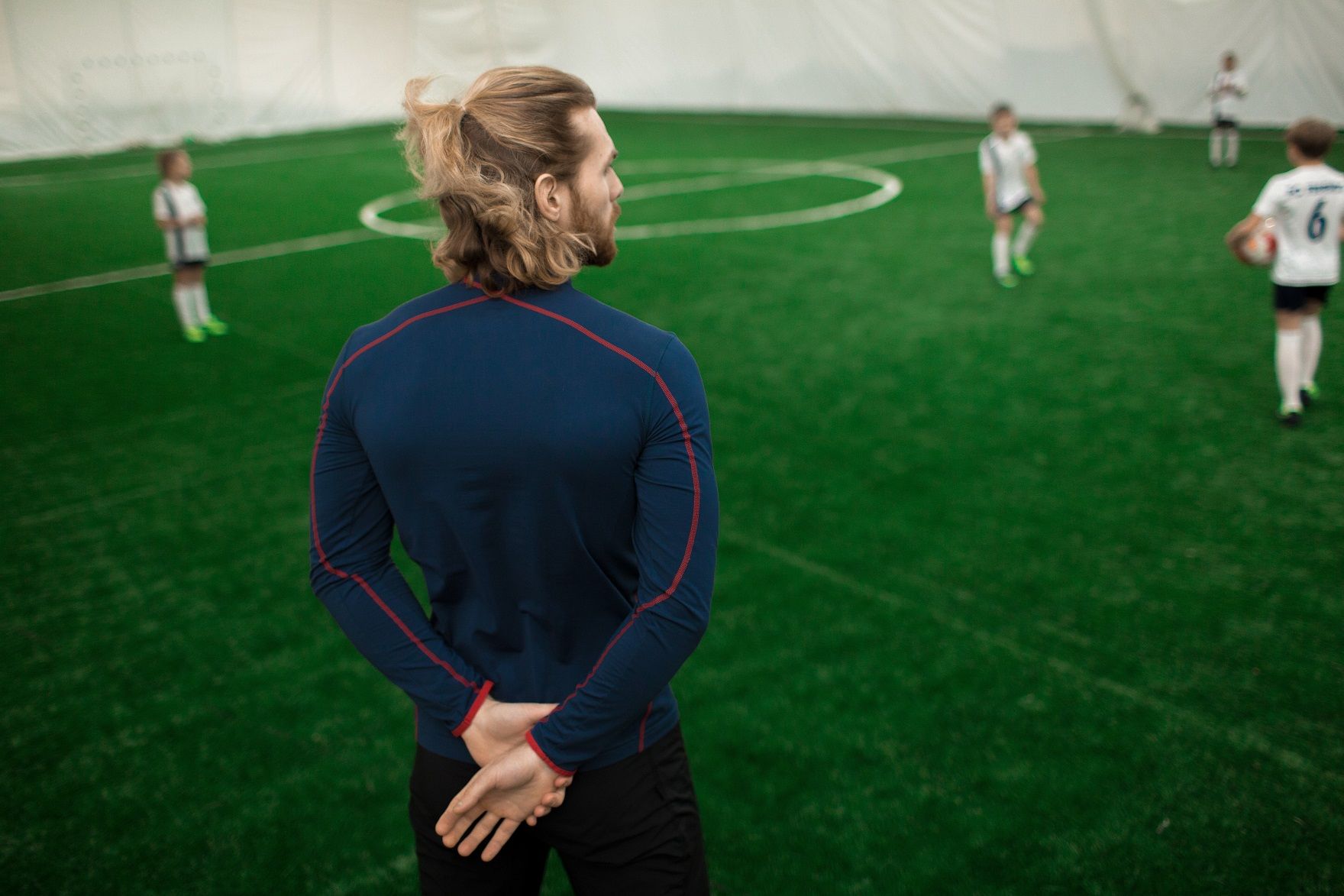 Why Entry Level Football Jobs Now Need 3-5 Years Experience